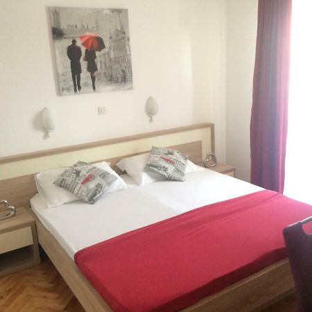 Apartmani Adriatic Ana Novalja Dış mekan fotoğraf