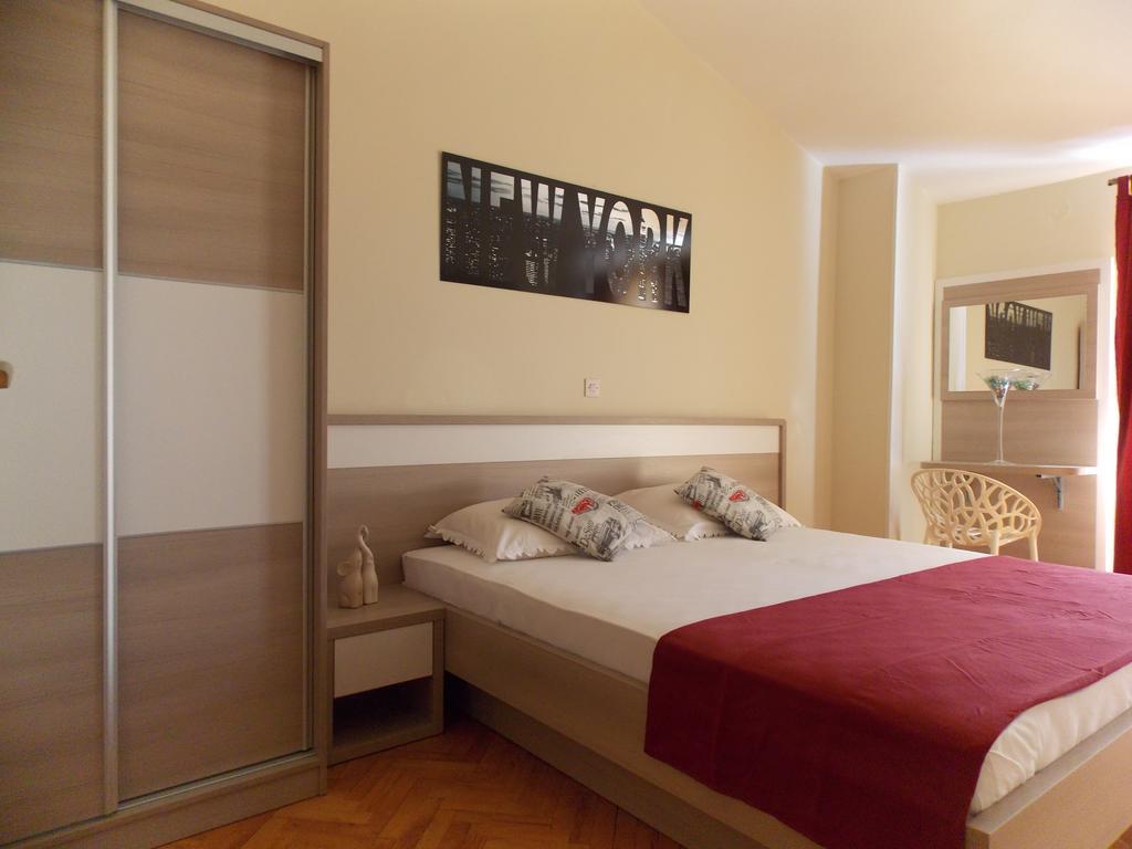 Apartmani Adriatic Ana Novalja Dış mekan fotoğraf