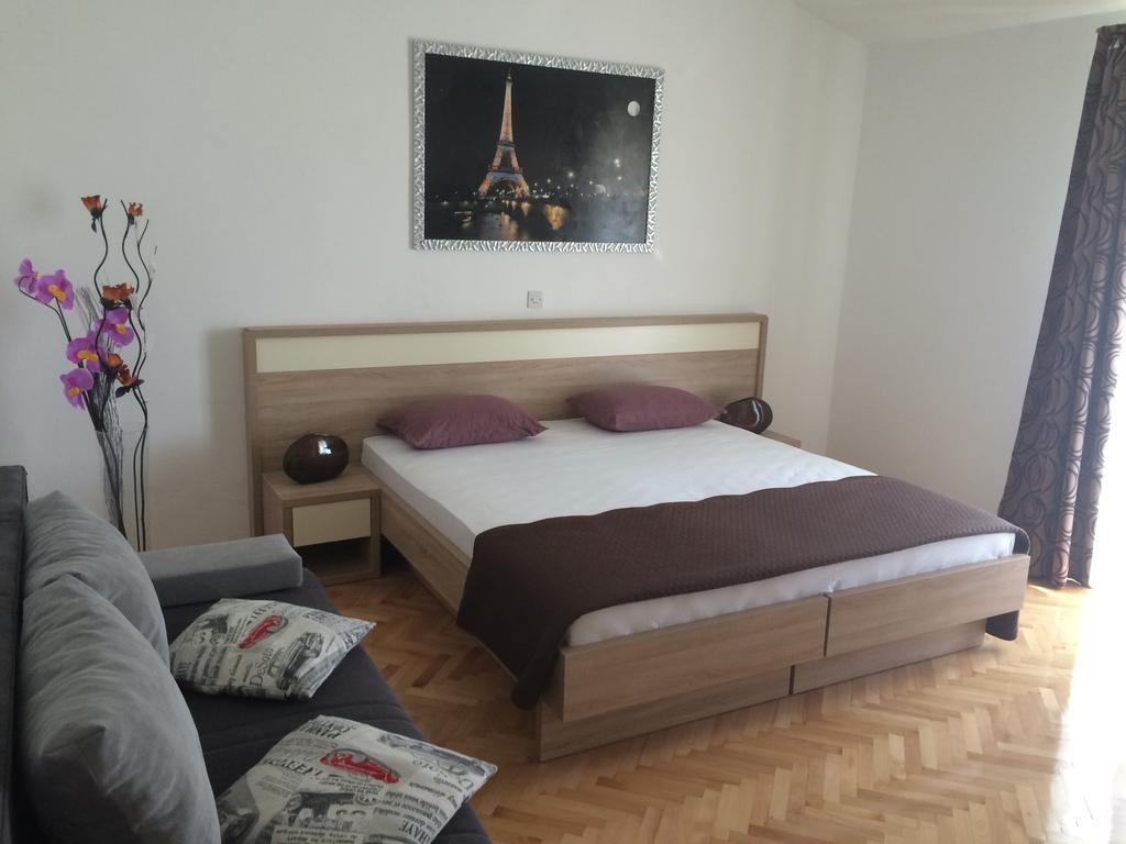 Apartmani Adriatic Ana Novalja Dış mekan fotoğraf