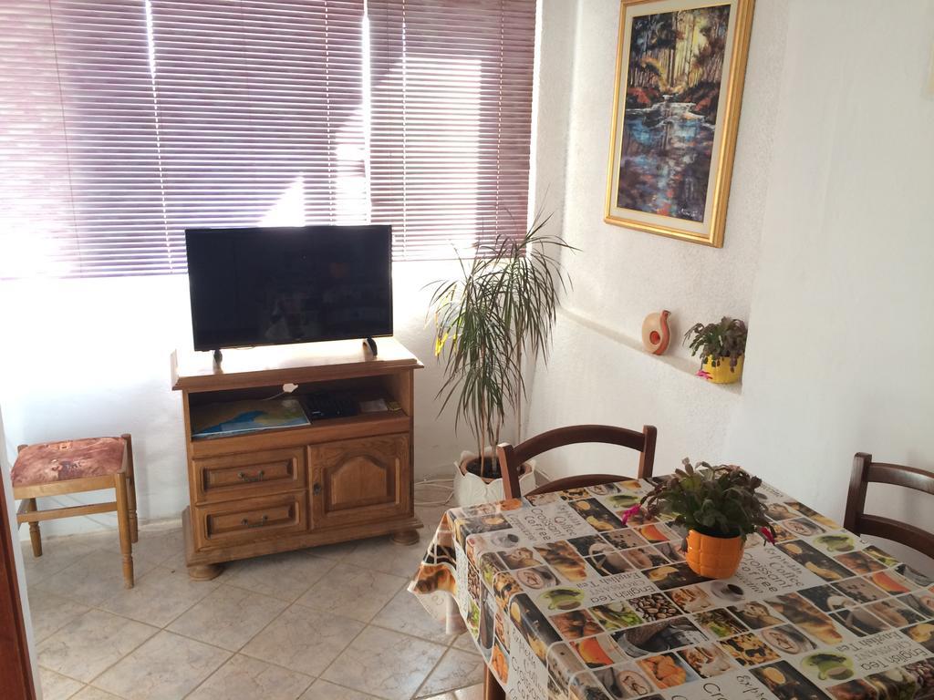 Apartmani Adriatic Ana Novalja Dış mekan fotoğraf