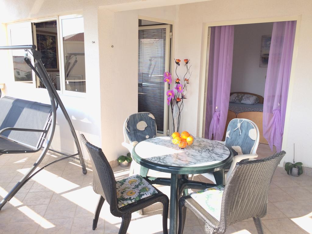 Apartmani Adriatic Ana Novalja Dış mekan fotoğraf
