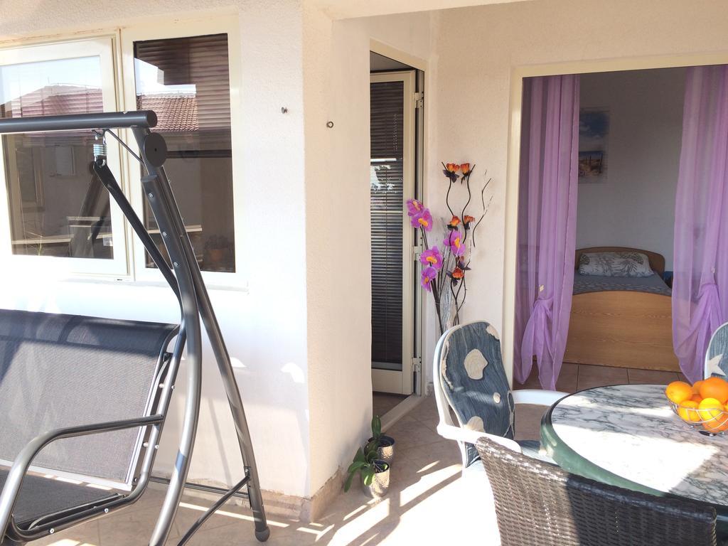 Apartmani Adriatic Ana Novalja Dış mekan fotoğraf