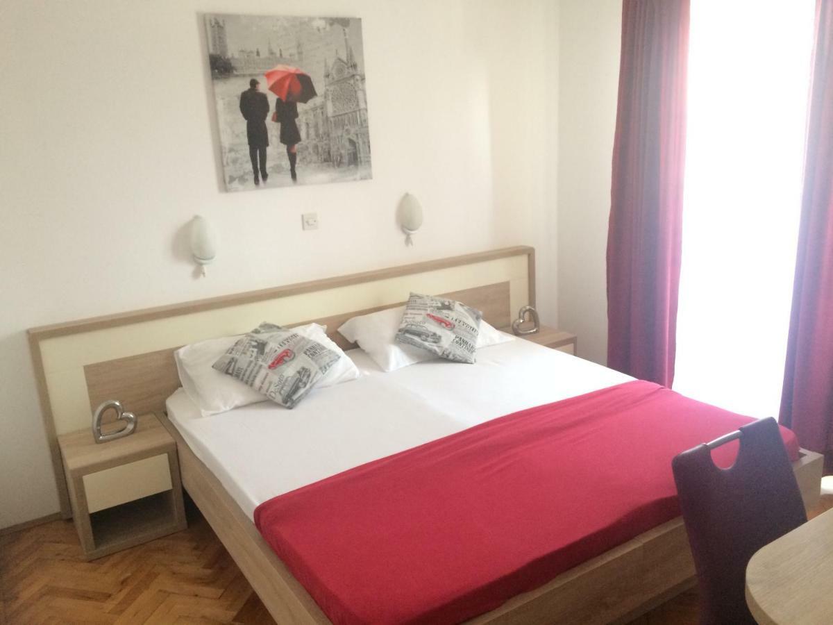 Apartmani Adriatic Ana Novalja Dış mekan fotoğraf